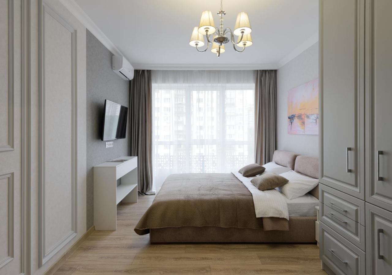 Modern New Cozy Apartment Kvartet Railway Station Kiev Luaran gambar