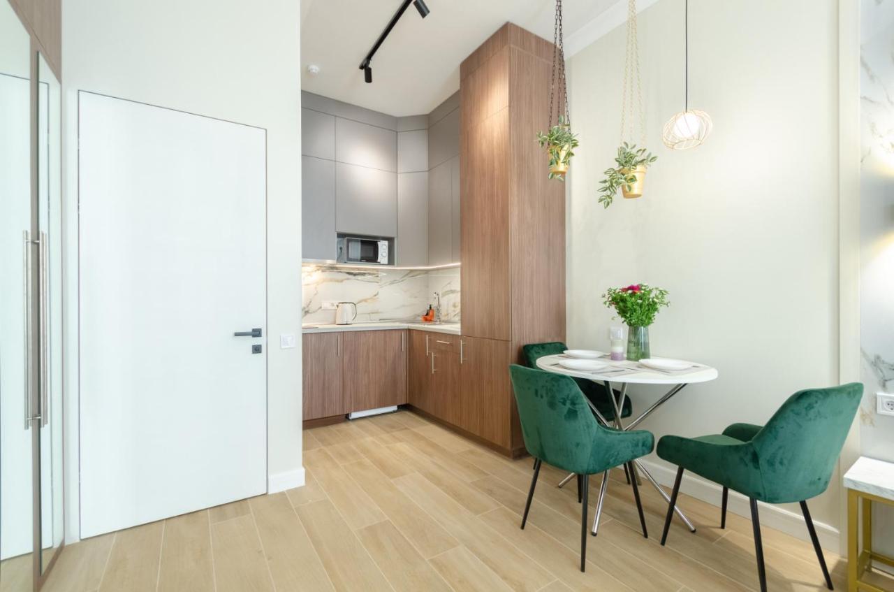 Modern New Cozy Apartment Kvartet Railway Station Kiev Luaran gambar